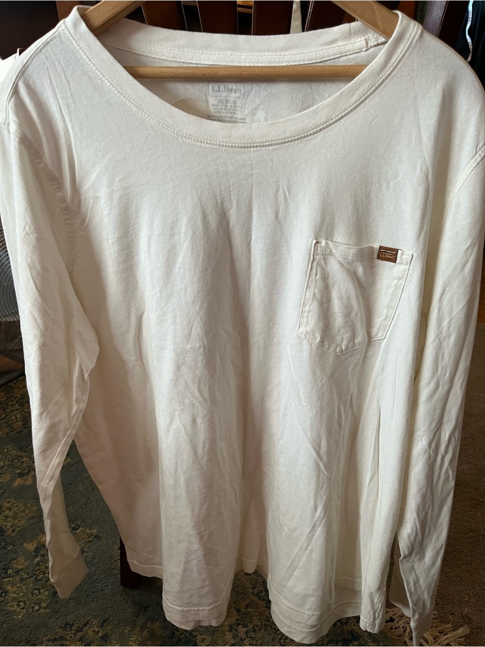 L.L Bean XL gently loved Cream Graphic Sunset Forest Tee - Picture 12 of 16